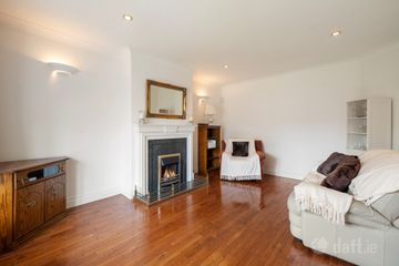 27 Elmwood, Griffeen Valley, Lucan, Co. Dublin, K78 DE26 — photo 3