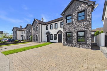 8 Cluain Na Cathrach, Caherroyn, Athenry, Co. Galway, H65YV48 — photo 2