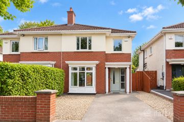 5 Woodstown Meadow, Knocklyon, Dublin 16, D16W282