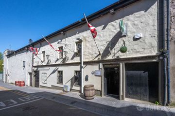 The Quays Bar with ballroom and function room, Fermoy, Co. Cork — photo 2