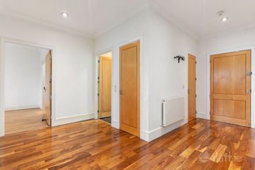 Apartment 9, Cairnbrook Manor, Carrickmines, Dublin 18, D18VD87 — photo 2