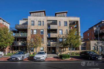Apartment 13, 28 Marrsfield Avenue, Clongriffin, Dublin 13, D13XR63 — photo 2