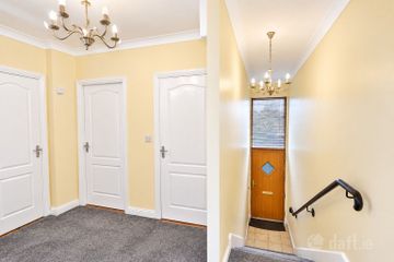 28 The Square, Innwood, Enfield, Co. Meath, A83TE83 — photo 2