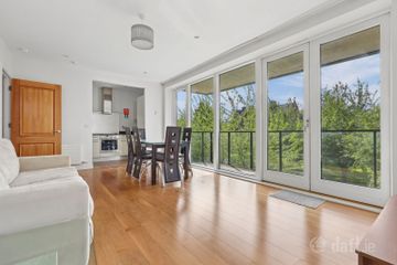 2 Bed Apartment, Bloomfield Park, Bloomfield Avenue, Donnybrook, Dublin 4 — photo 2