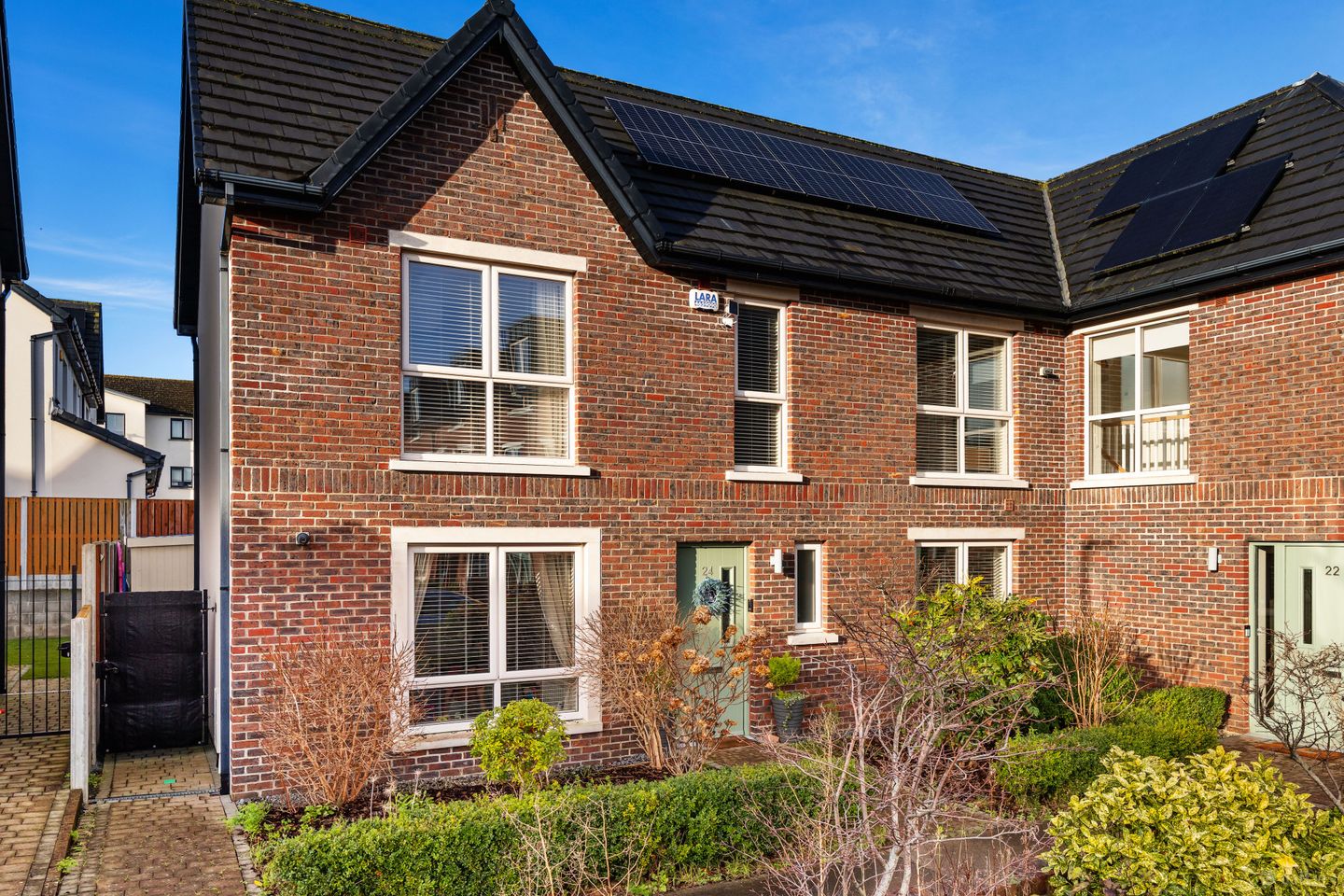 24 Parkside Court, Balgriffin, Dublin 13, D13WER8 — photo 1