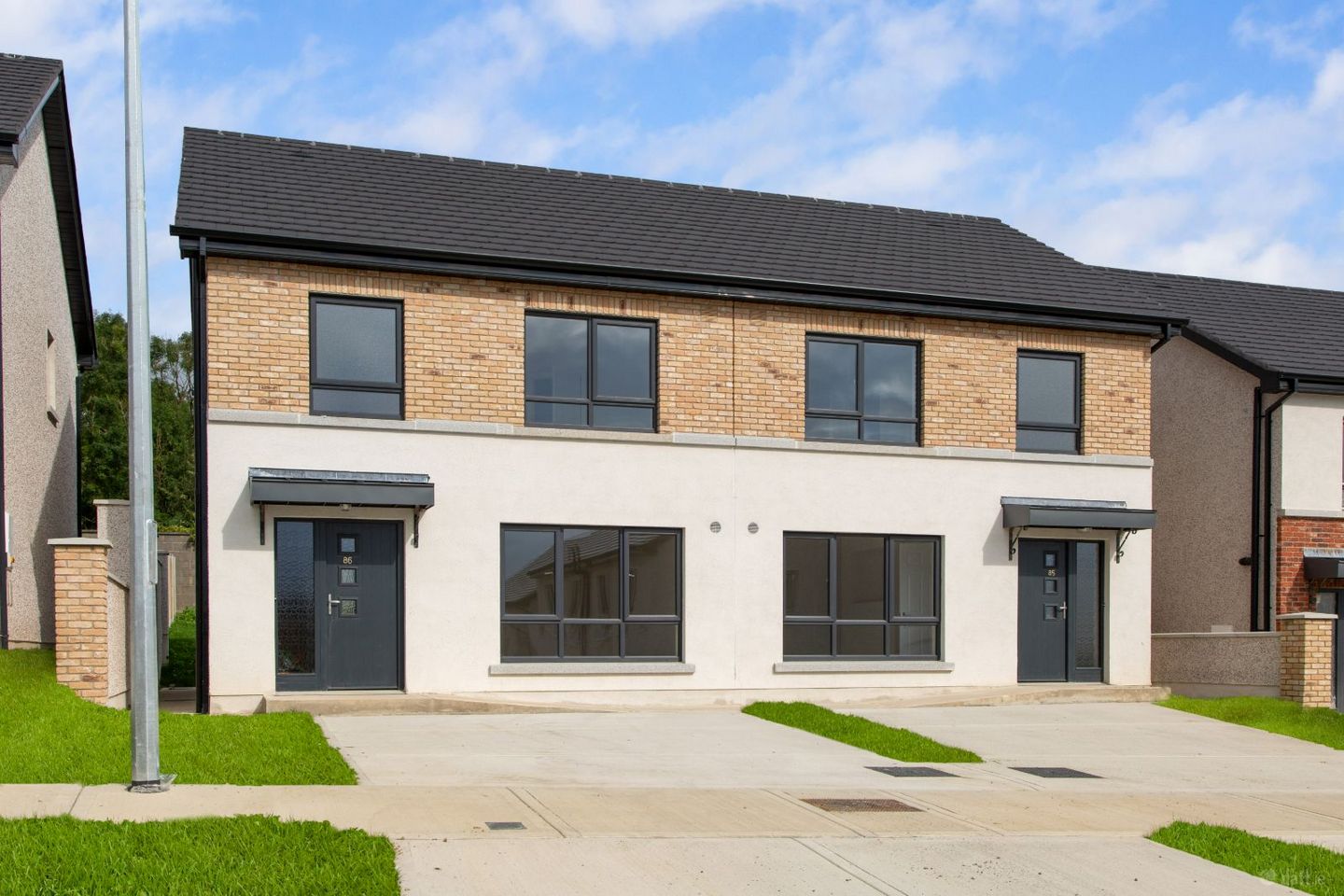 3 Bedroom Semi-Detached  A-Rated, Pearsons Brook, Gorey, Hollyfort Road, Gorey, Co. Wexford — photo 1