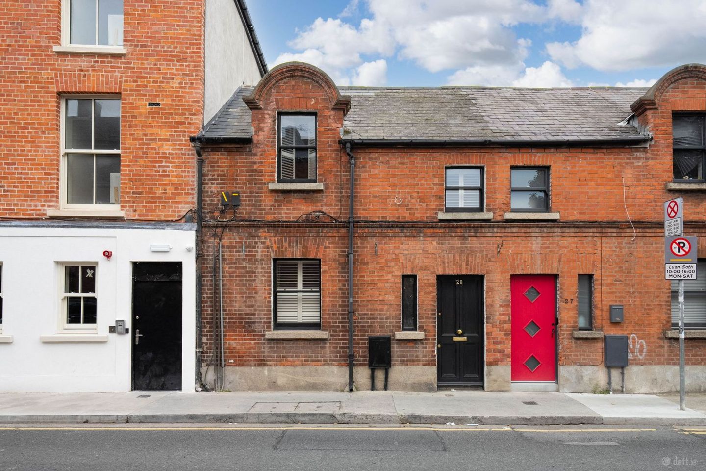 28 The Coombe, South Dublin City, Dublin 8, D08Y5NC — photo 1