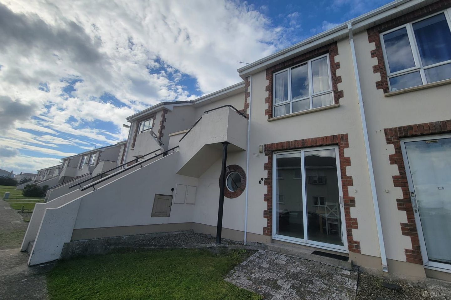 409 Kilkee Bay Apartments, Kilrush Road, Kilkee, Kilkee, Co. Clare, V15P036 — photo 1