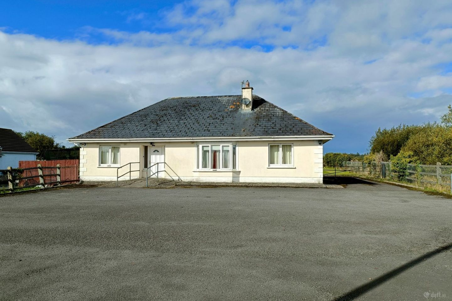 Dublin Road, Edenderry, Edenderry, Co. Offaly, R45VK30 — photo 1