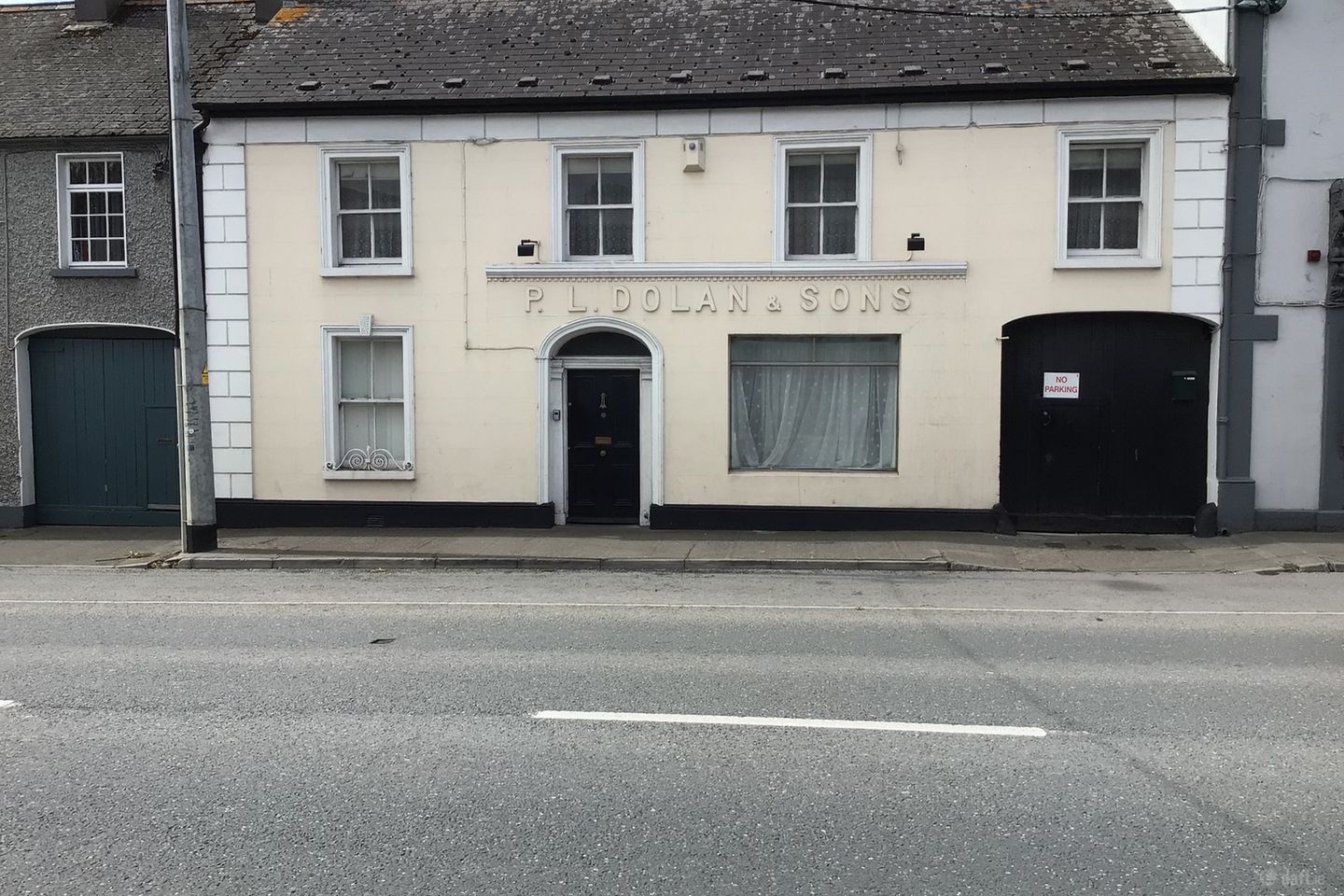 P.L. Dolan & Sons, Wilmer Road, Birr, Co. Offaly, R42E640 — photo 1
