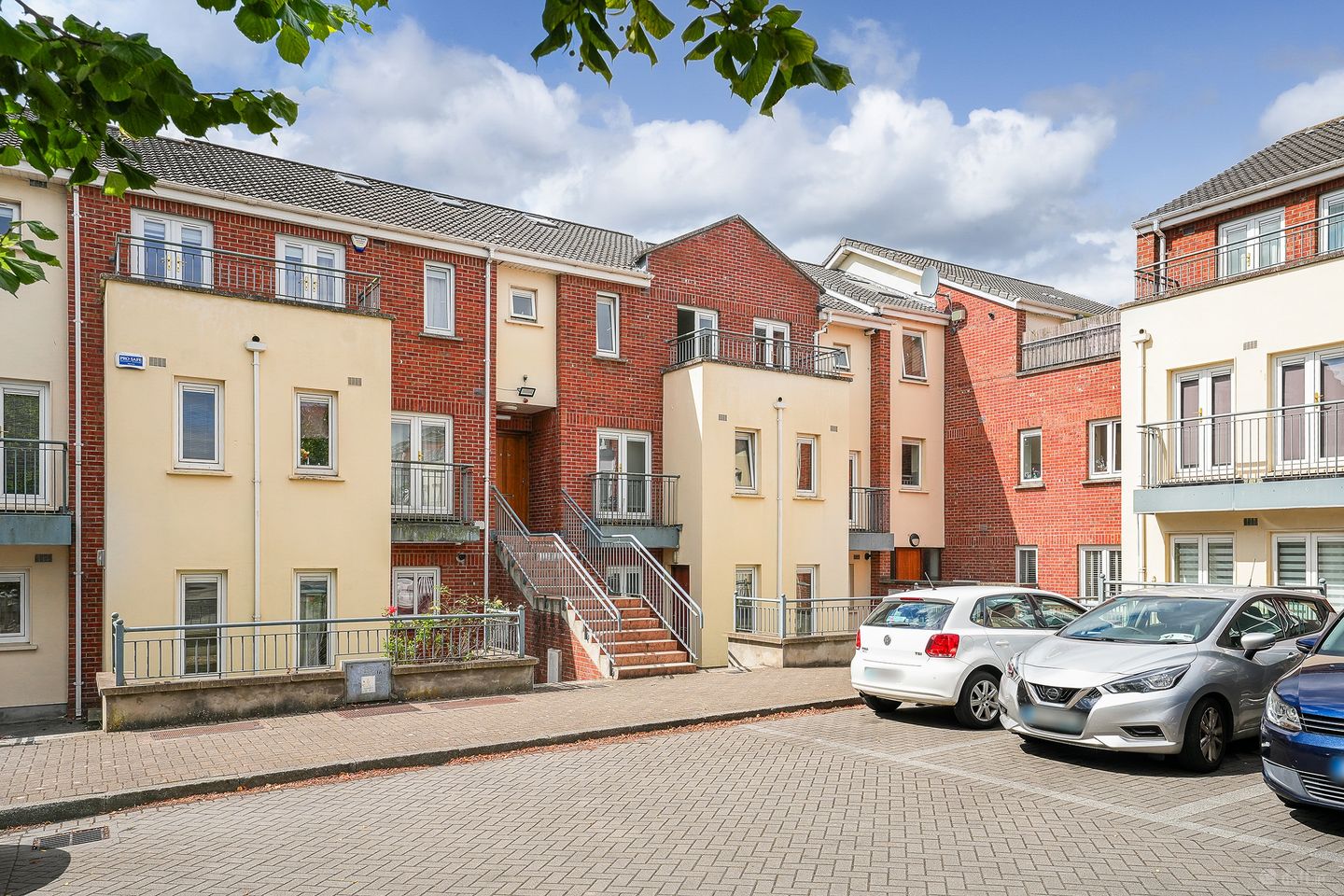12 Skelligs Court, Waterville, Blanchardstown, Dublin 15 — photo 1