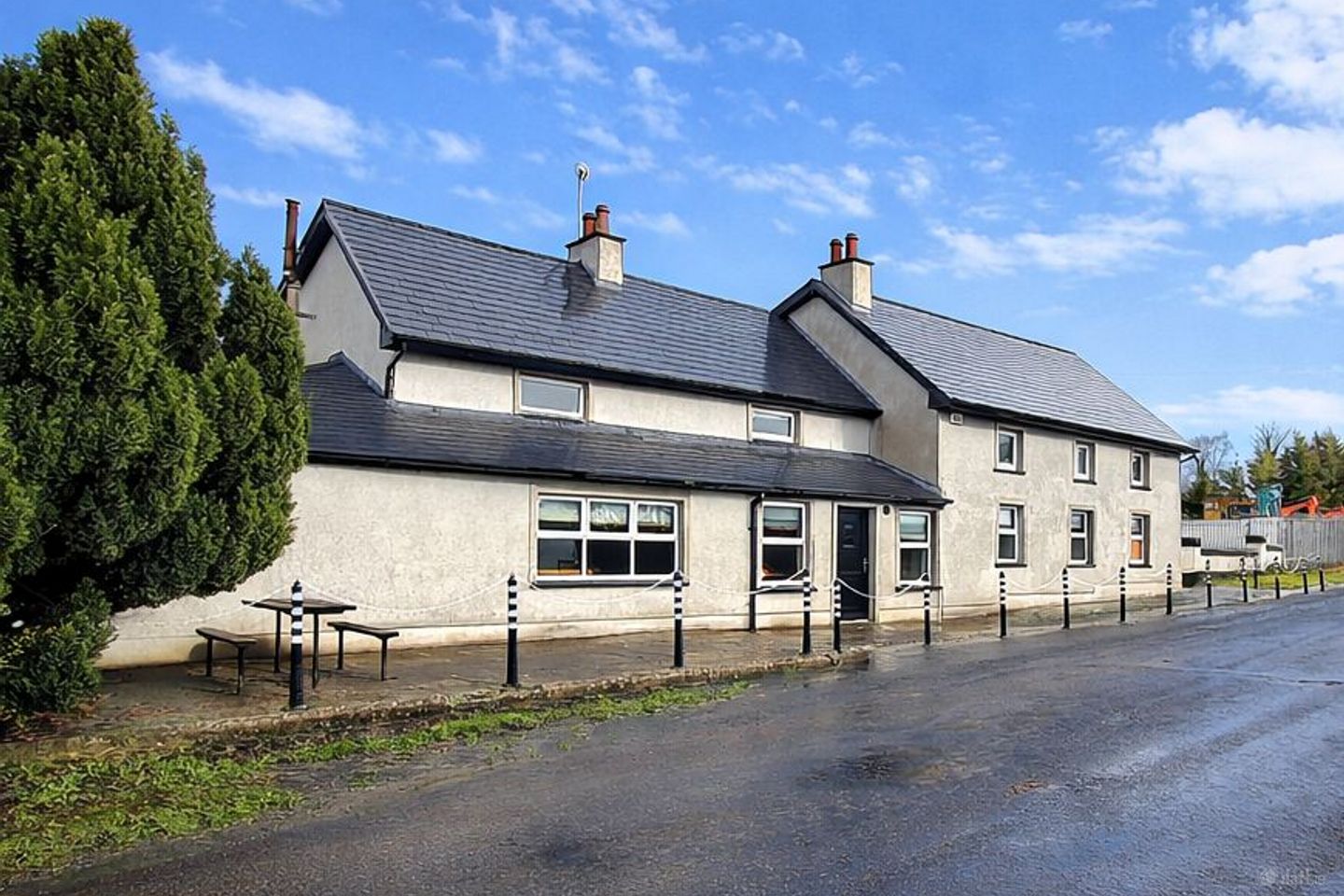 The Hive, Goolds Cross, Ballydine, Cashel, Co. Tipperary, E25WD82 — photo 1