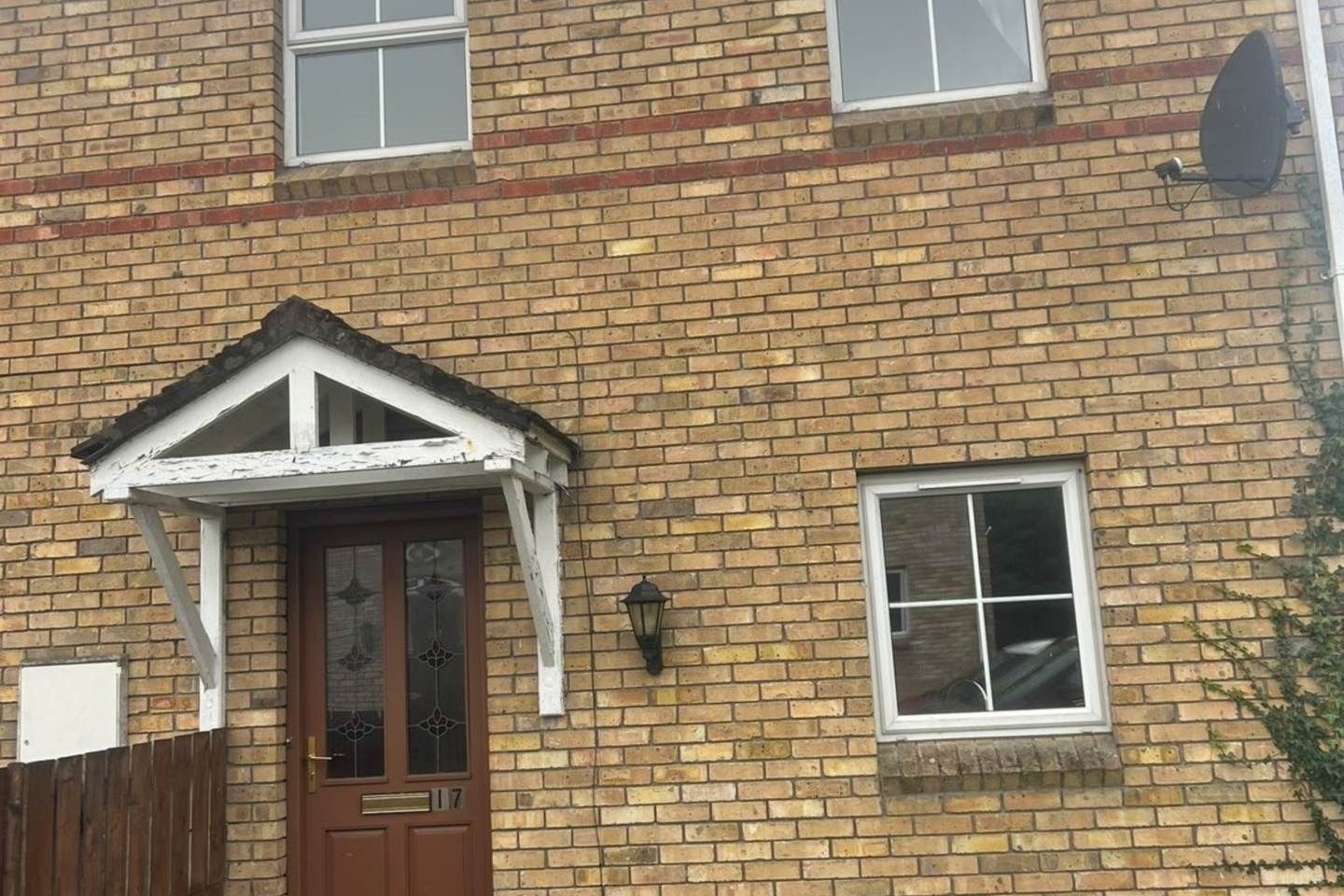 17 Woodview, Enniskillen, Co. Fermanagh — photo 1