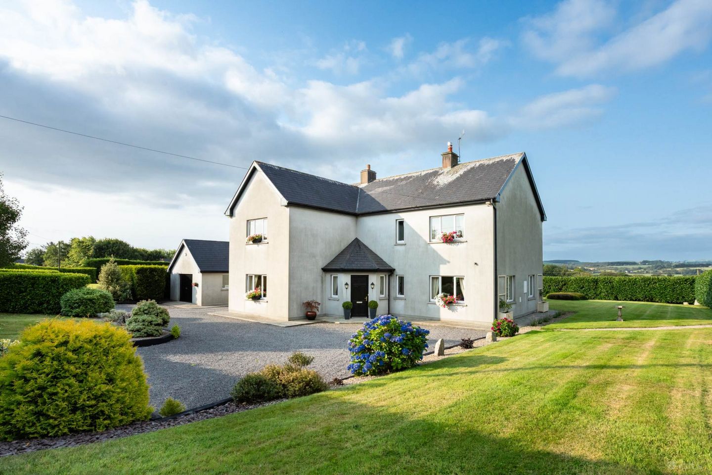 Radharc Na Coillte, Liscubba, Rossmore, Clonakilty, Co. Cork, P85YH39 — photo 1
