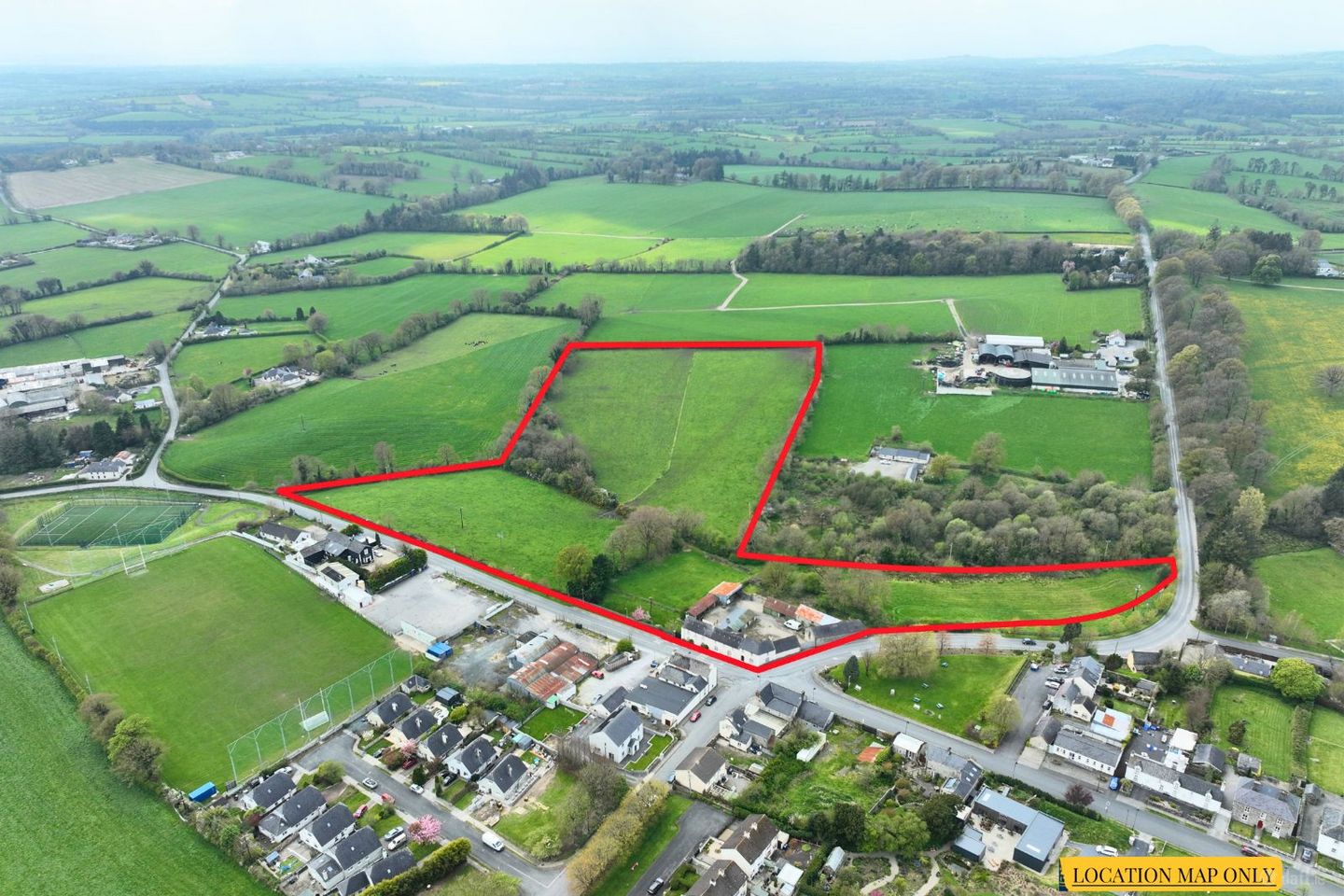 Residence, Former Shop, Drapery  Stone Yard On c. 14.3 Acres With Development Potential, Kiltegan, Co. Wicklow, W91N7F2 — photo 1