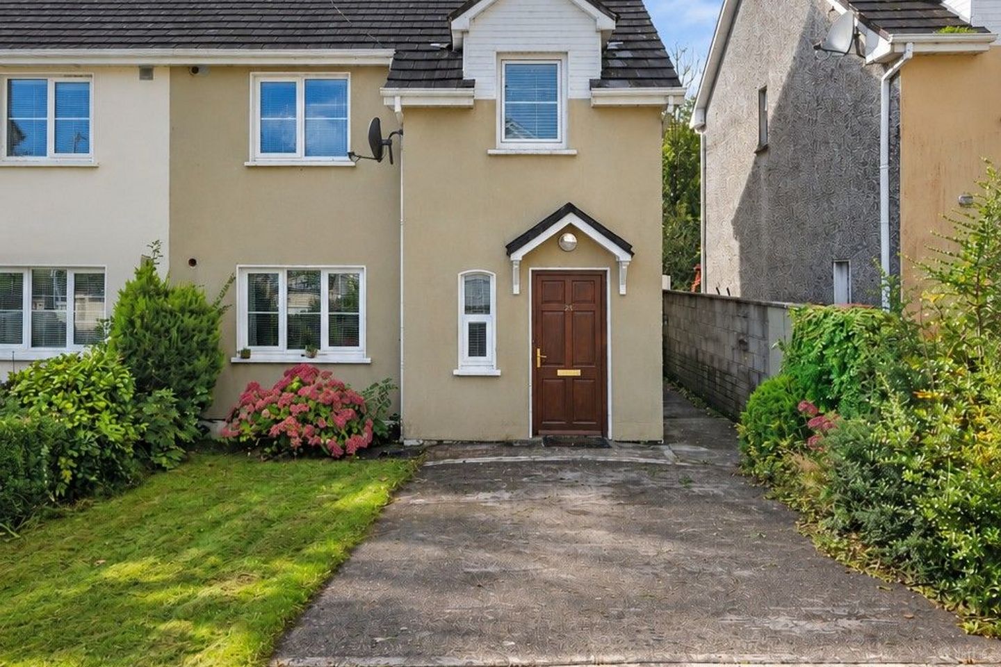 24 The Avenue, Lios Na Fea, Macroom, Co. Cork, P12HW74 — photo 1