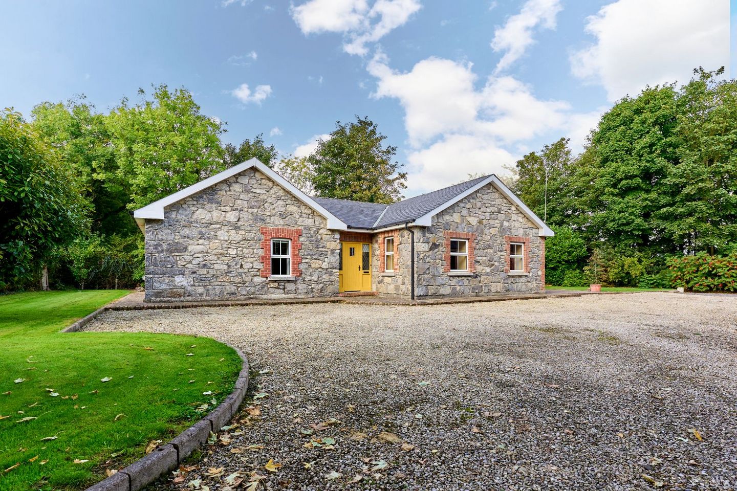 Rose Cottage, Castlemartin, Navan, Co. Meath, C15TW90 — photo 1