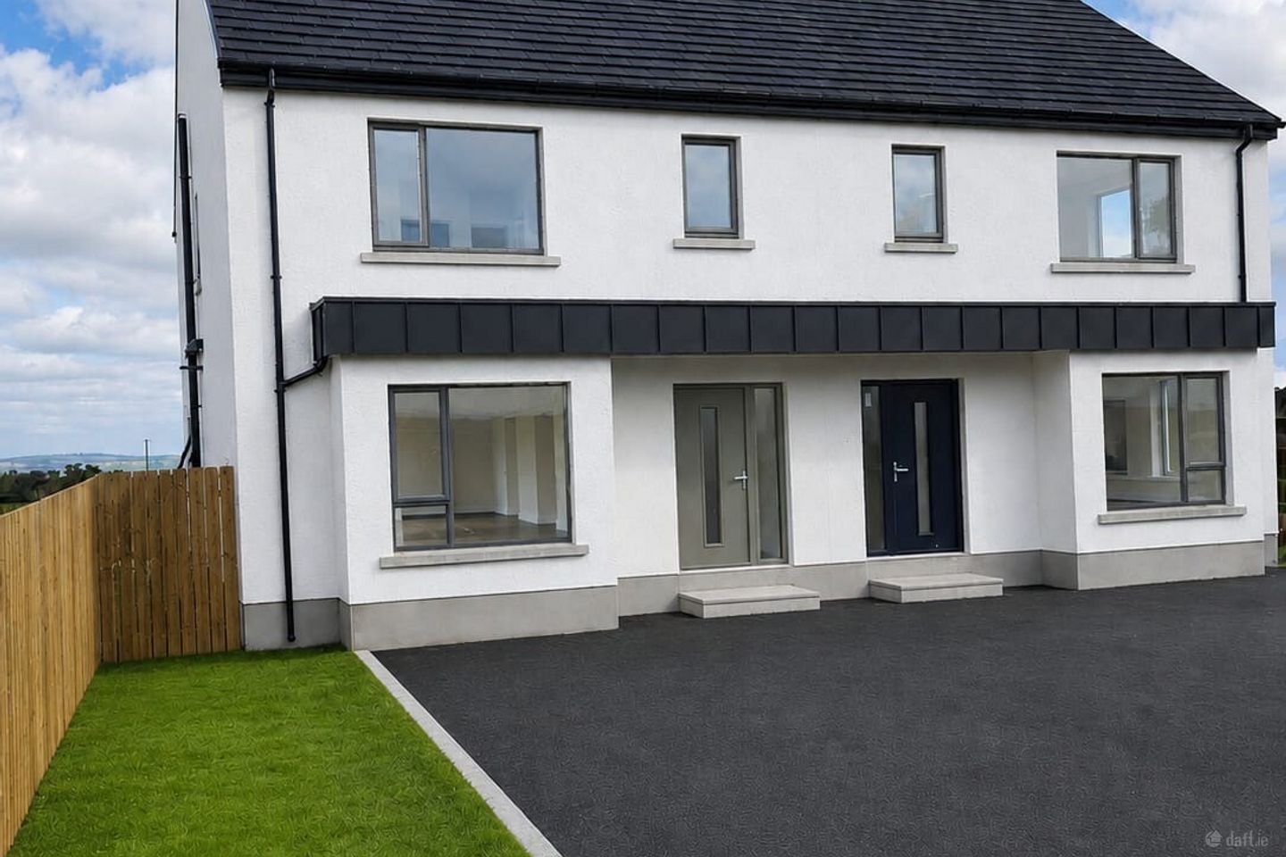 33 Gleann Rua, Letterkenny, Co. Donegal, F92A2HH — photo 1