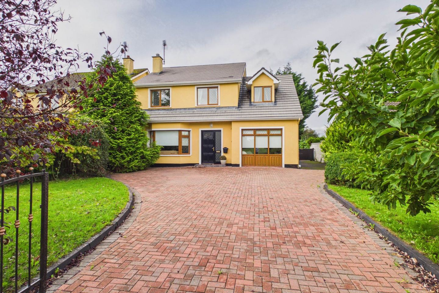 Castlebar Road, Ballinrobe, Co. Mayo, F31CD89 — photo 1