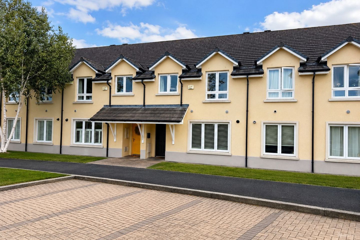 27 Druid's Avenue, Druid's Glen Resort, Newtownmountkennedy, Co. Wicklow, A63WY80 — photo 1