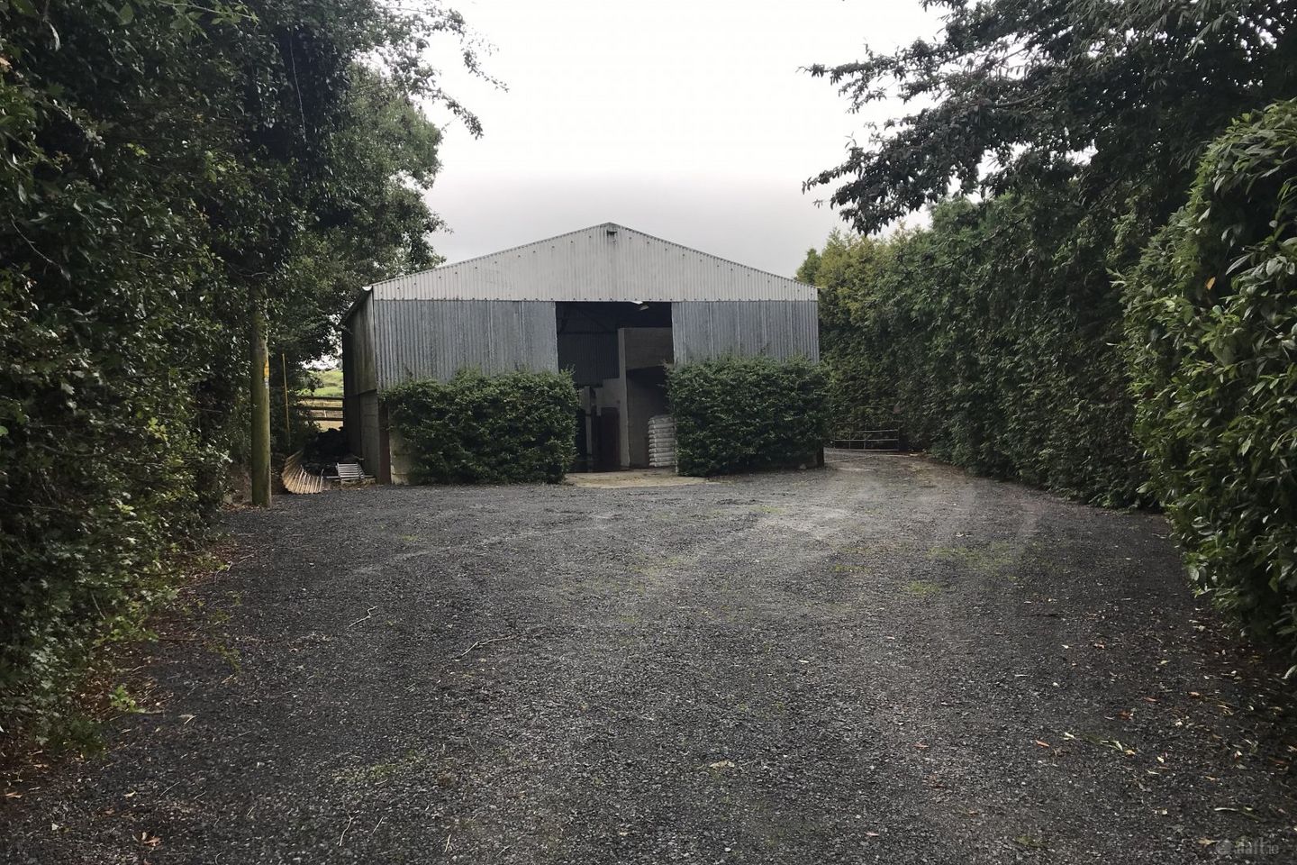 Stables, Golden Road, Farrannamanagh, Cashel, Co Tipperary — photo 1