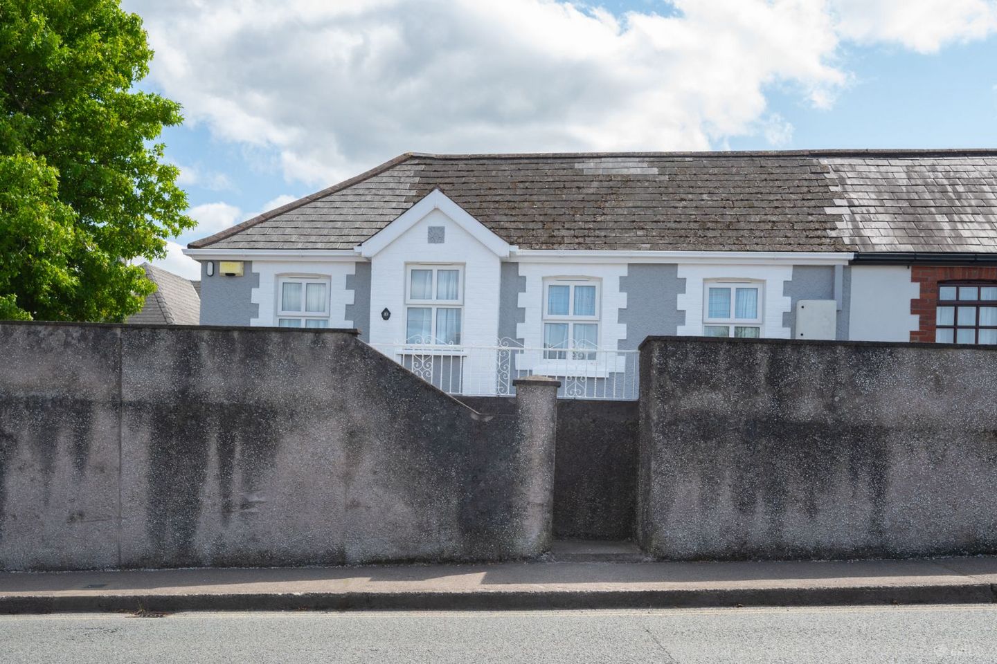 10 Ashgrove Park, Bishopstown, Bishopstown, Co. Cork, T12E06A — photo 1