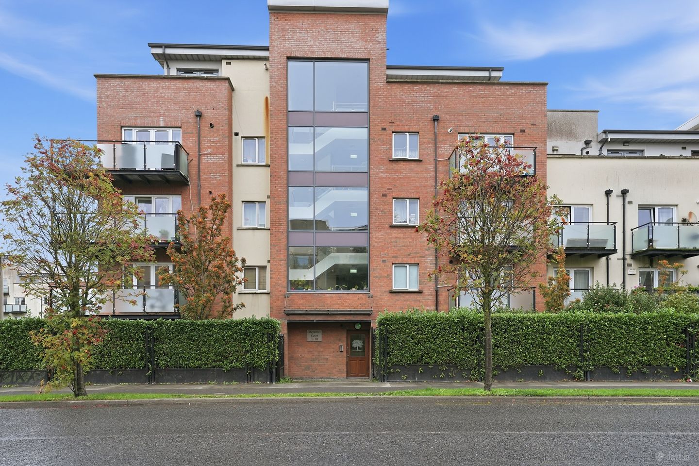 15 Mayeston Court, Finglas, Dublin 11 — photo 1