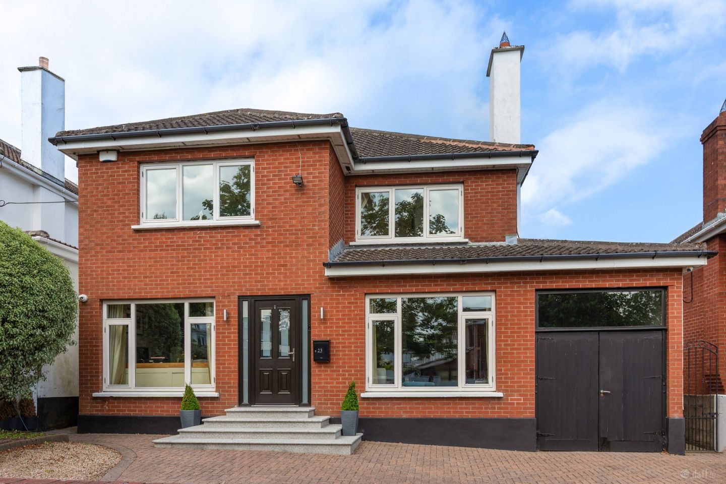 23 Parkvale, Dundrum, Dublin 16, D16 WK09 — photo 1