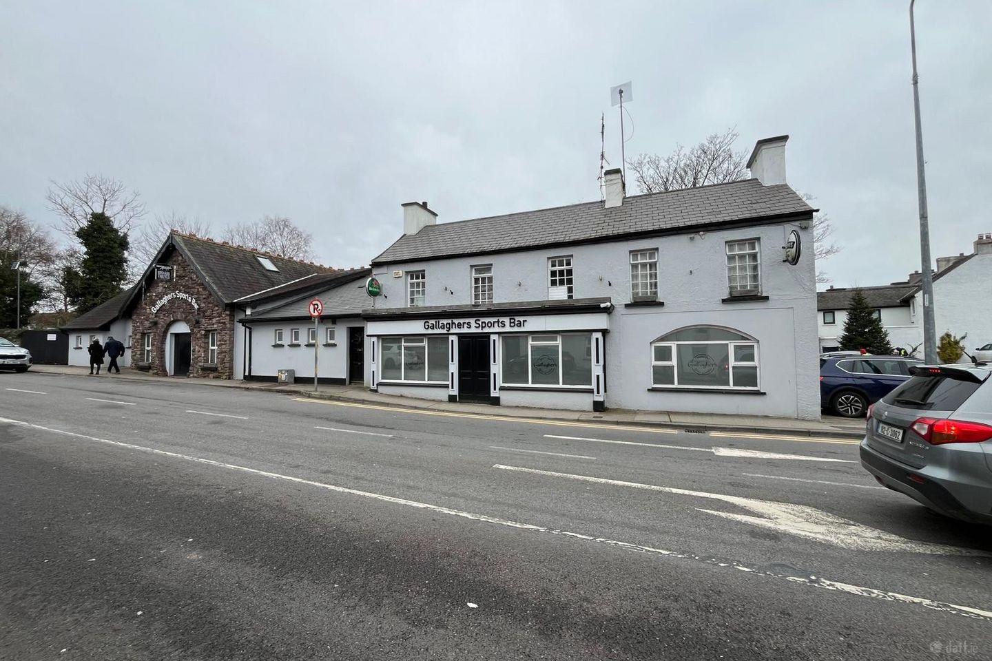 Commercial licenced premises, Duntaheen Road, Fermoy, Co. Cork, P61RK65 — photo 1
