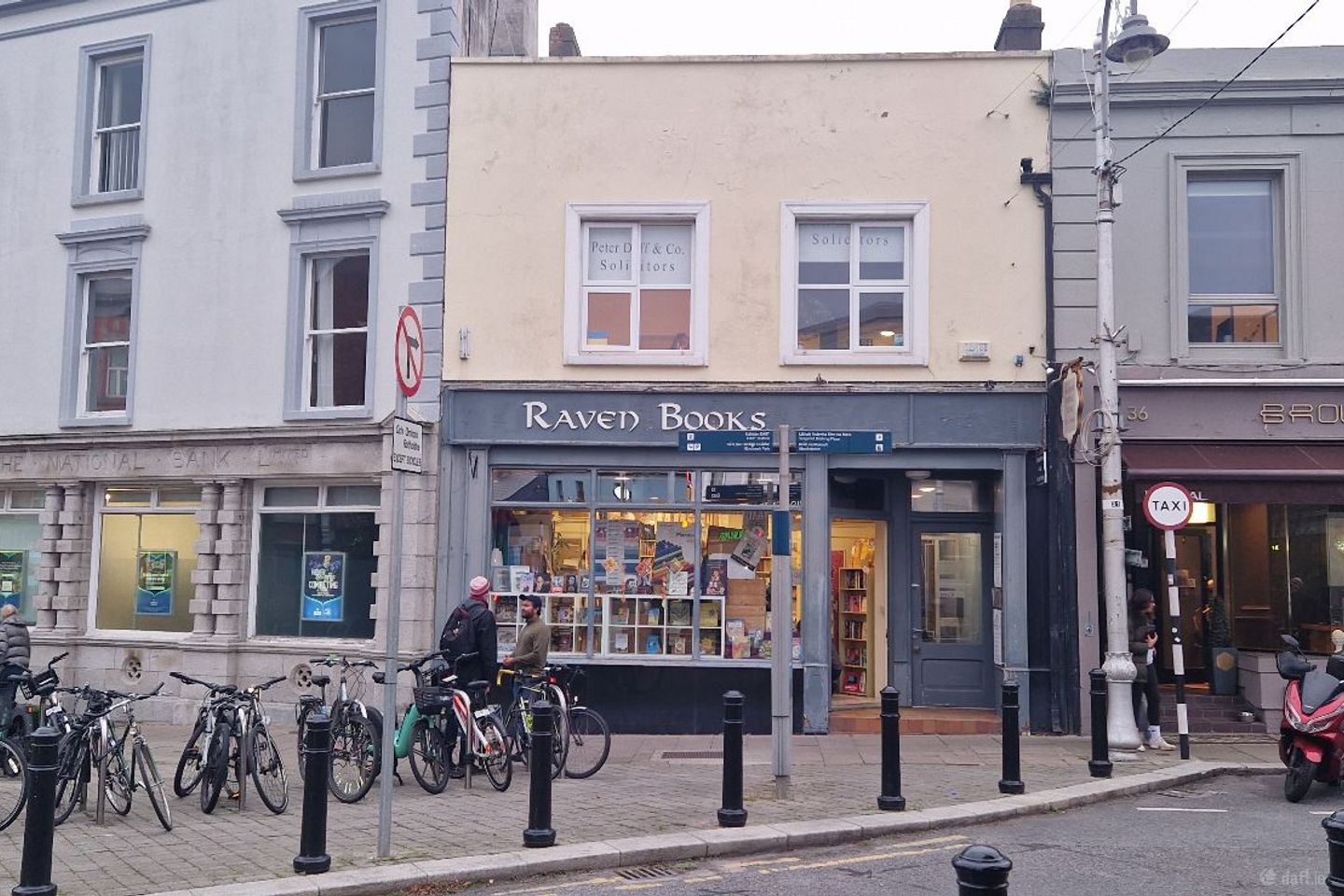 Lower ground floor office, 34 Main Street, Blackrock, Co. Dublin — photo 1