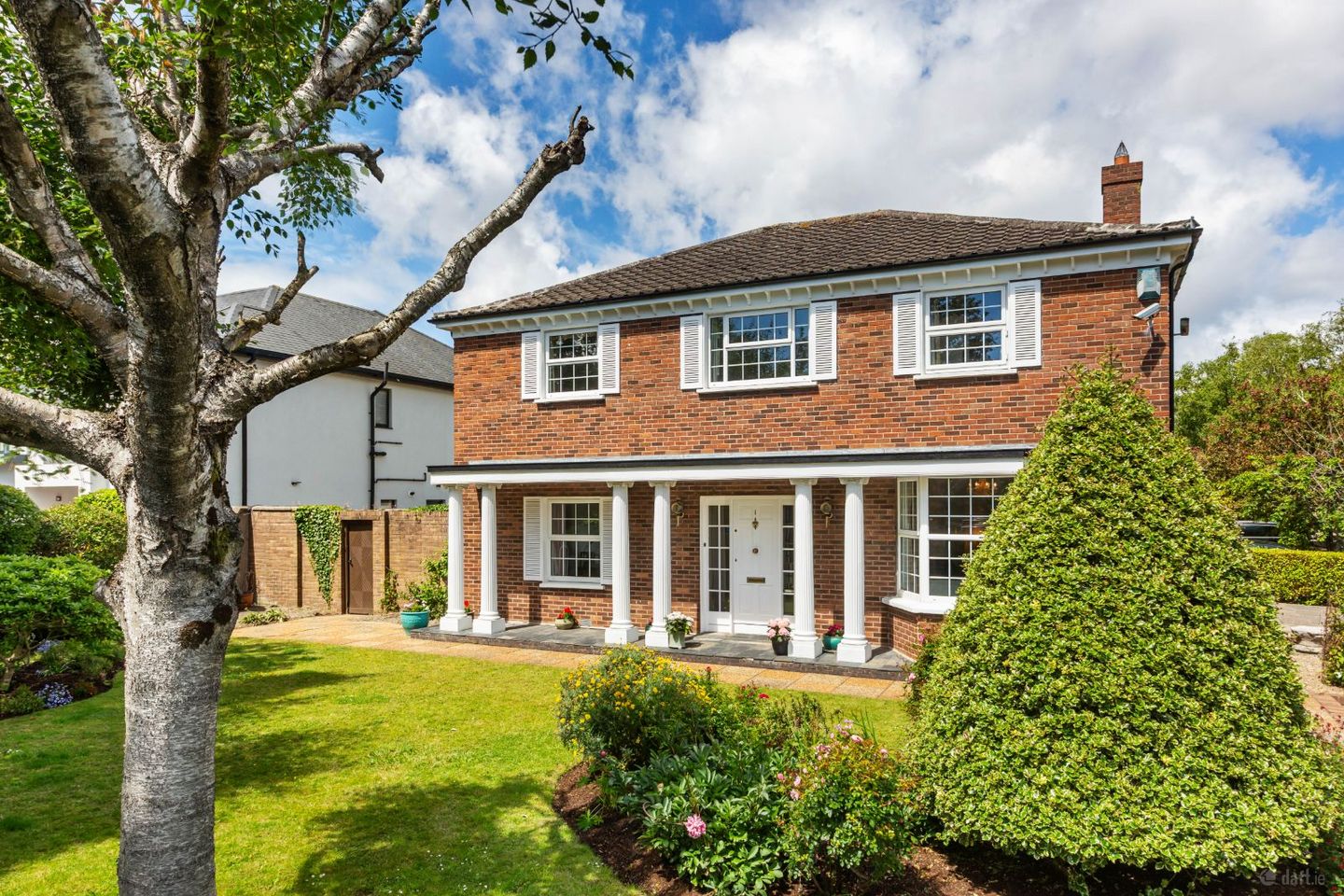 1 Elm Park