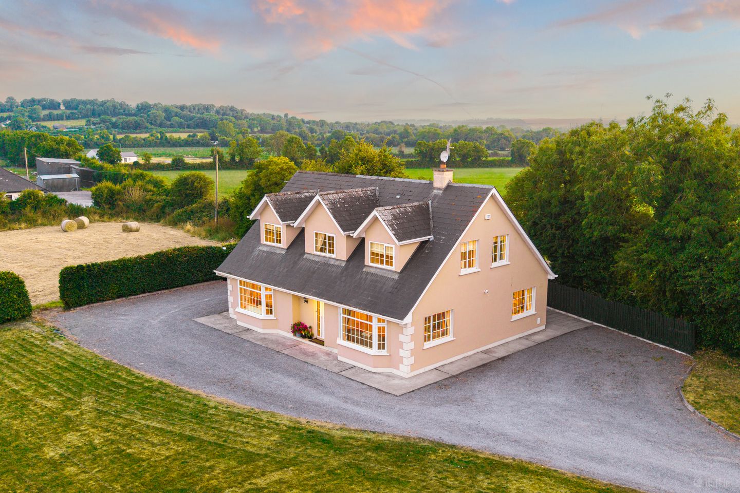 Long Avenue, Boleybeg, Ballitore, Co. Kildare, R14C940 — photo 1