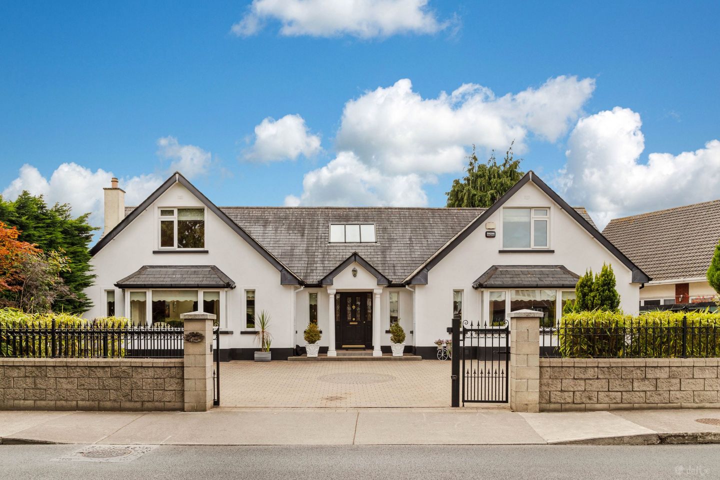 Magdala House, Castleknock Road, Castleknock, Dublin 15, D15XN3H — photo 1