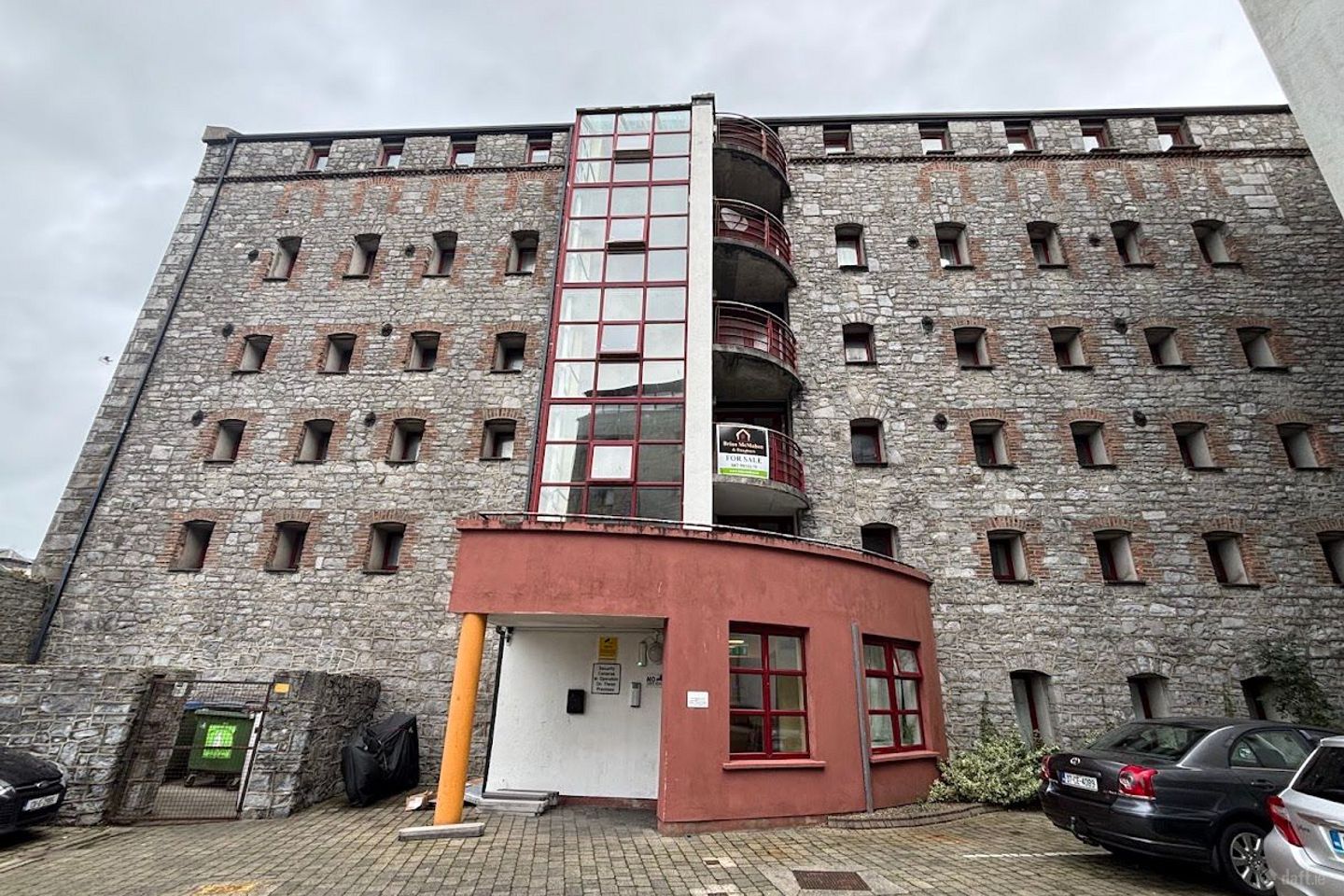 Apartment 59, Mill House, Cornmarket Street, Ennis, Co. Clare, V95WP26 — photo 1