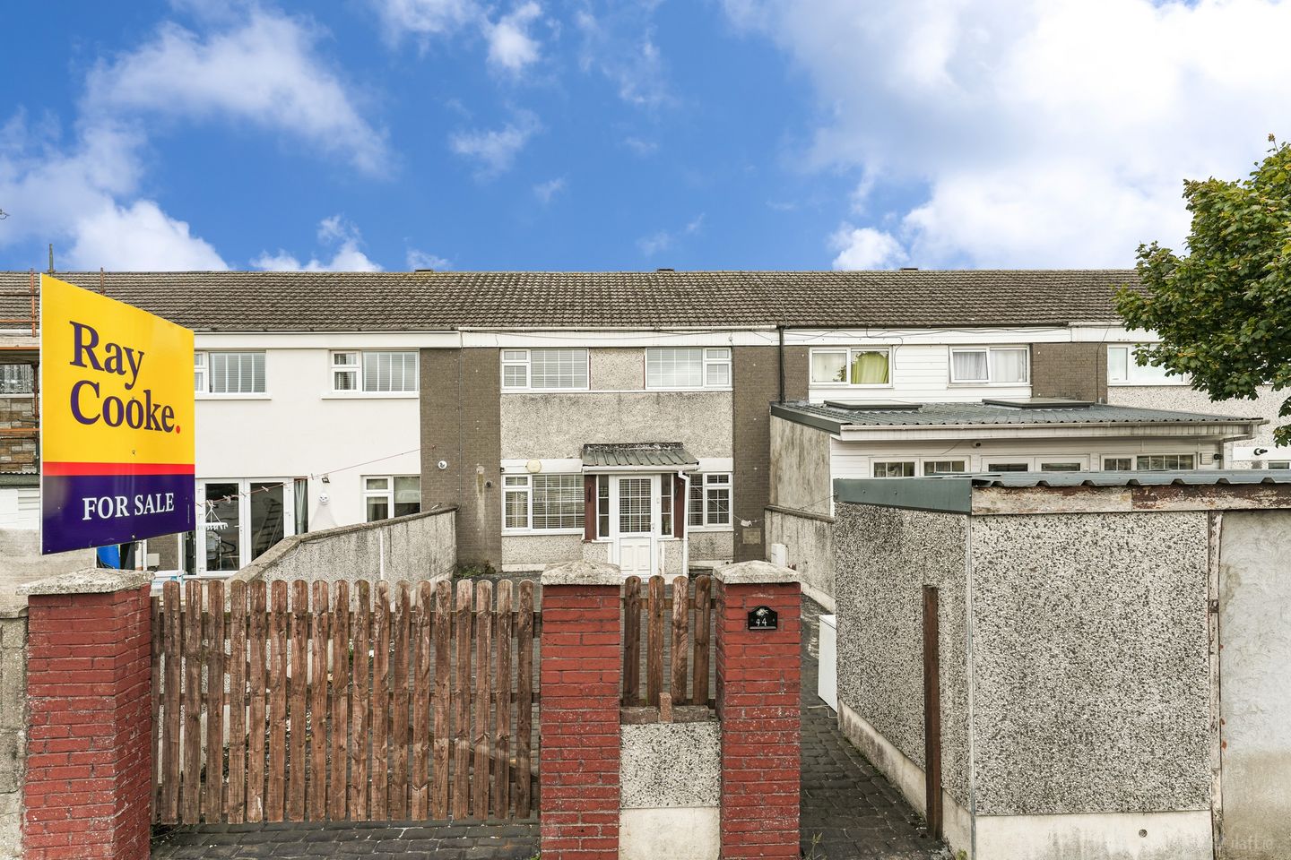 44 Coultry Gardens, Ballymun, Dublin 9 — photo 1