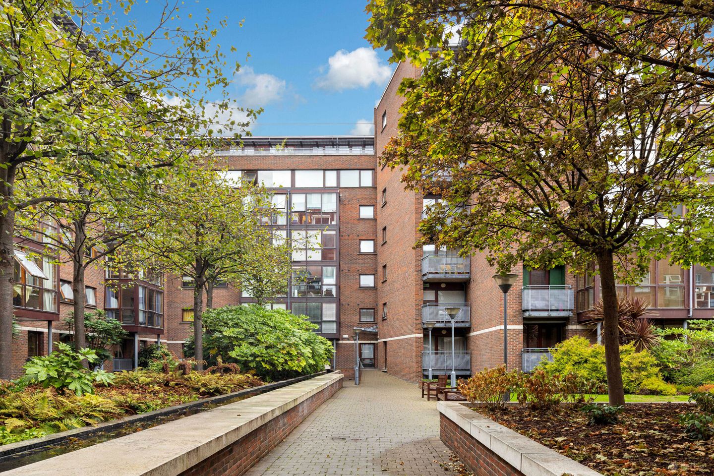 203 The Camden, Charlotte Quay Dock, Dublin 4, D04 HD34 — photo 1