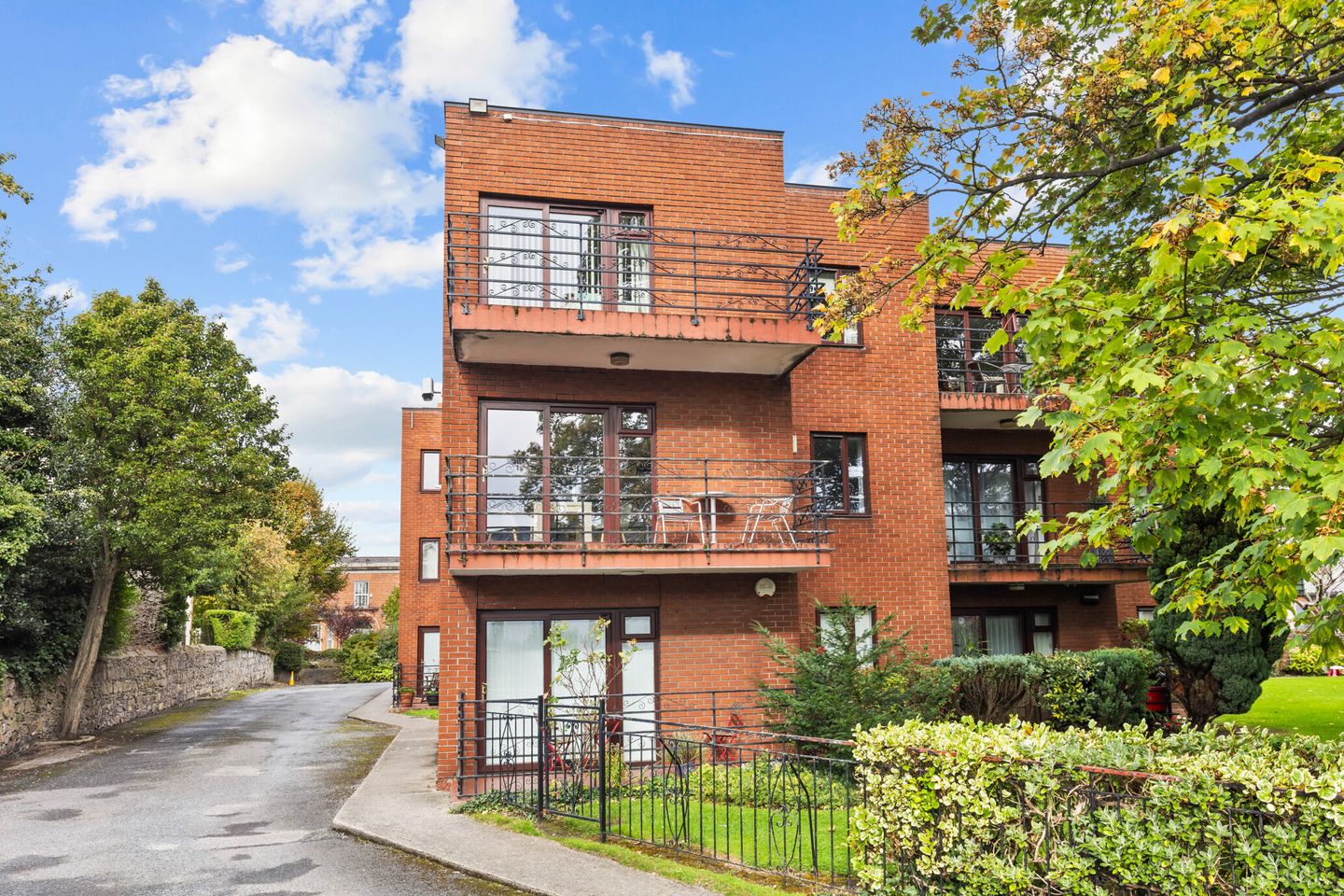 19 Rathgar Court, 19-20 Rathgar Road, Rathgar, Dublin 6, D06 W7T2 — photo 1