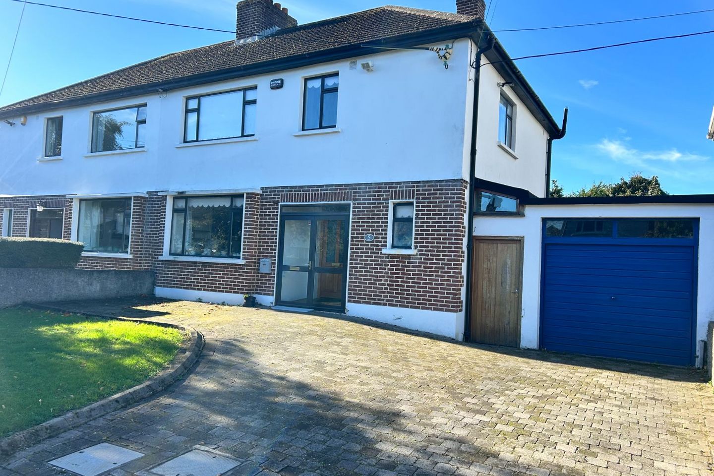 Cypress Road, Mount Merrion, Mount Merrion, Co. Dublin — photo 1