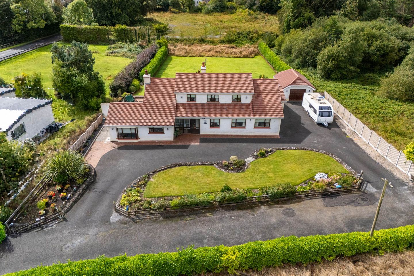 Togher House, Hodson Bay, Athlone, Co. Roscommon, N37T657 — photo 1