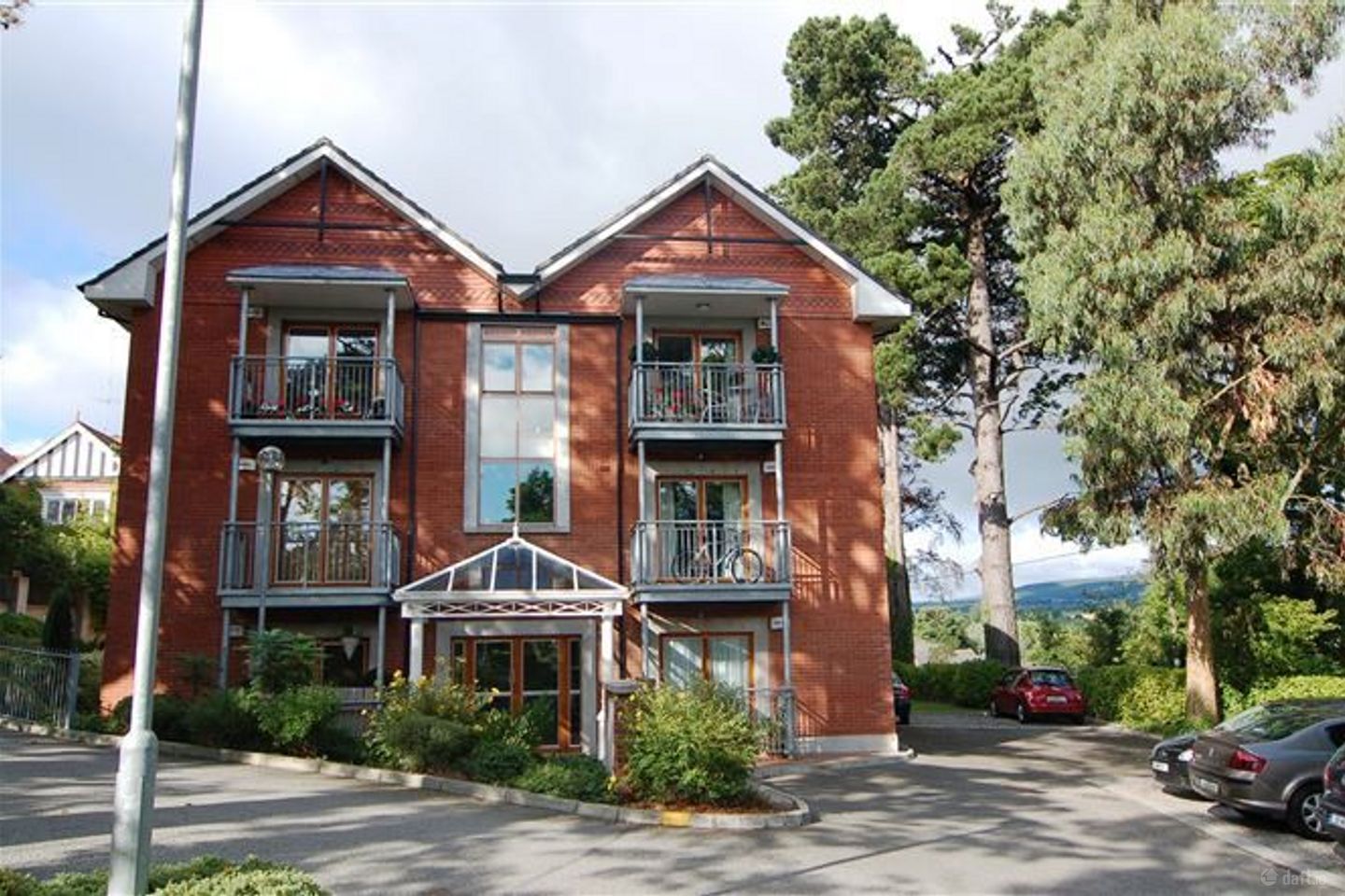 Apartment Silverdale court, king edward road, Bray, Co. Wicklow — photo 1