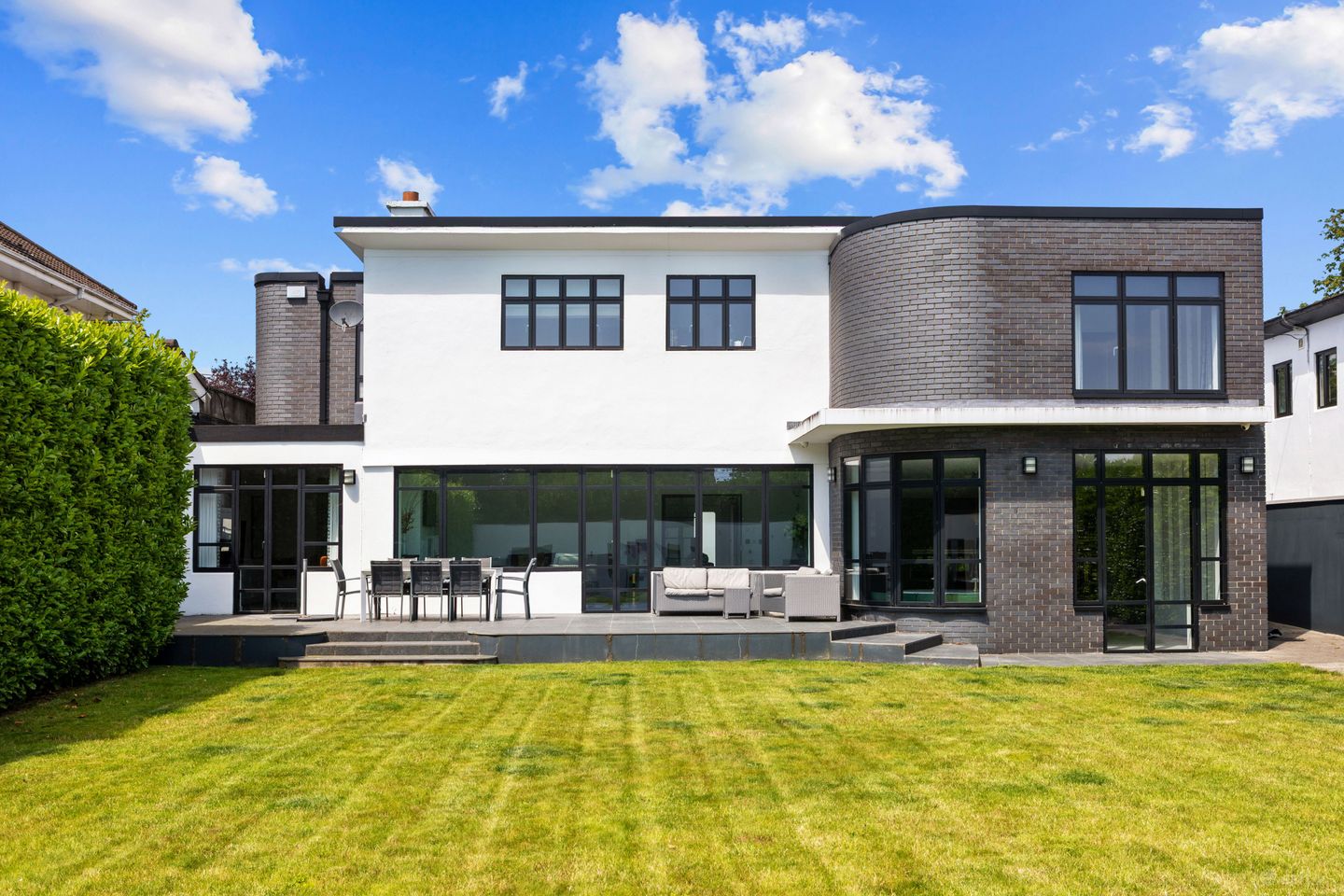 Annacrivey, Kill Lane, Foxrock, Dublin 18, D18Y0H1 — photo 1