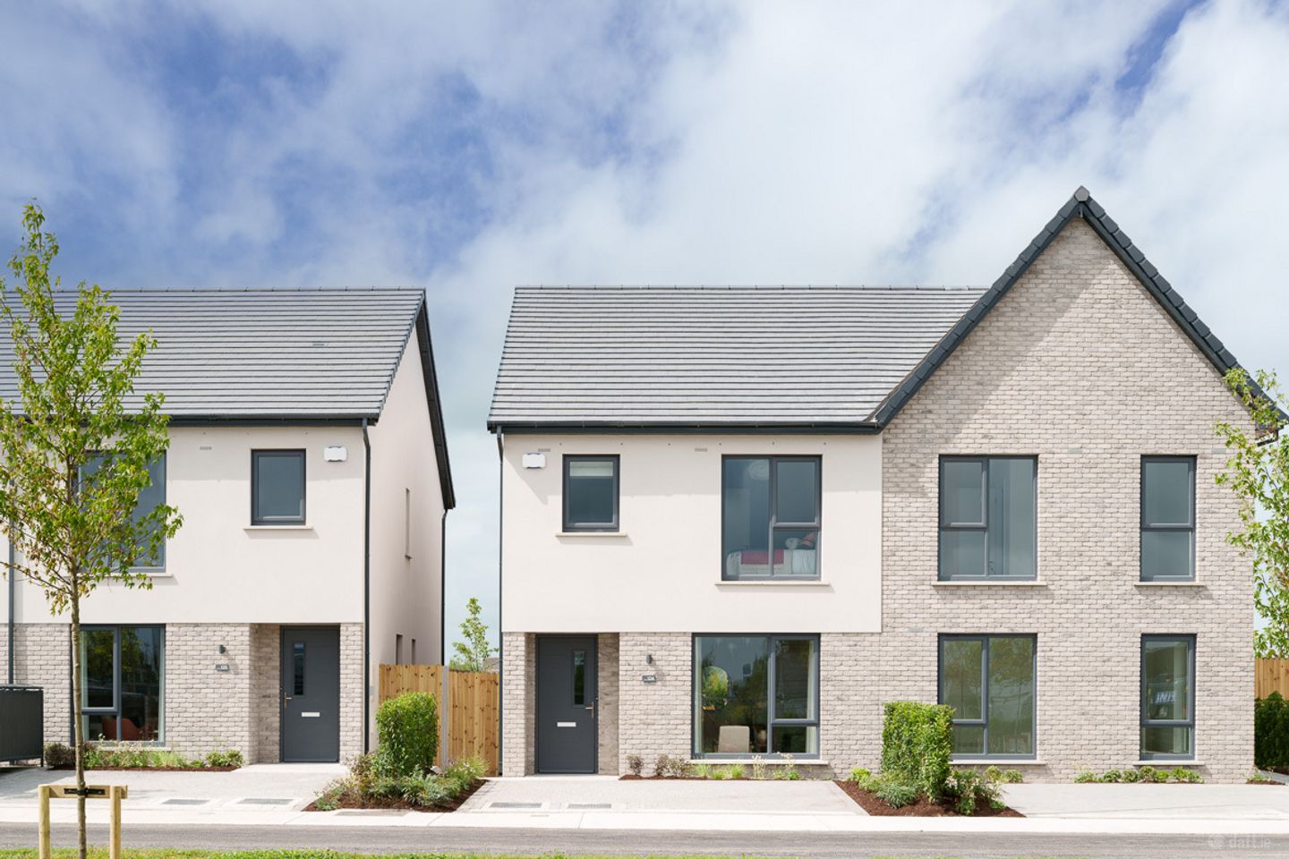 3 Bedroom Semi-Detached House, Stradowe Meadows, Athy, Co. Kildare — photo 1