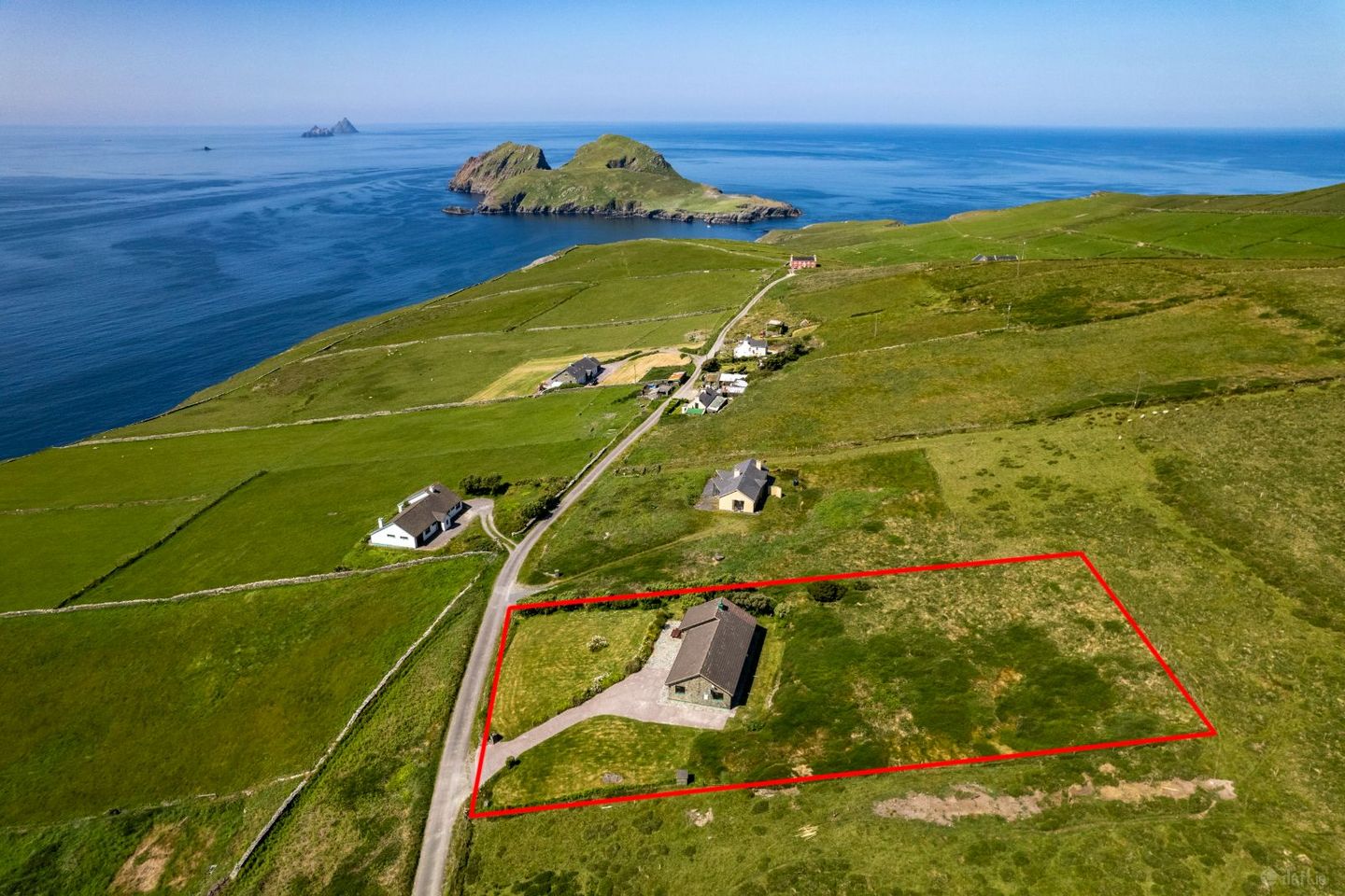 Draíocht Na Scealg, Moyrisk, Ballinskelligs, Killonecaha, Co. Kerry, V23FR94 — photo 1
