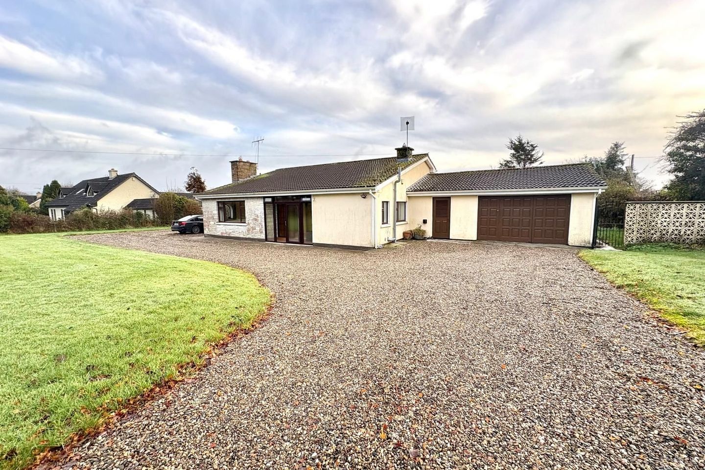 Marianella, Roo East, Ardnacrusha, Co. Clare — photo 1