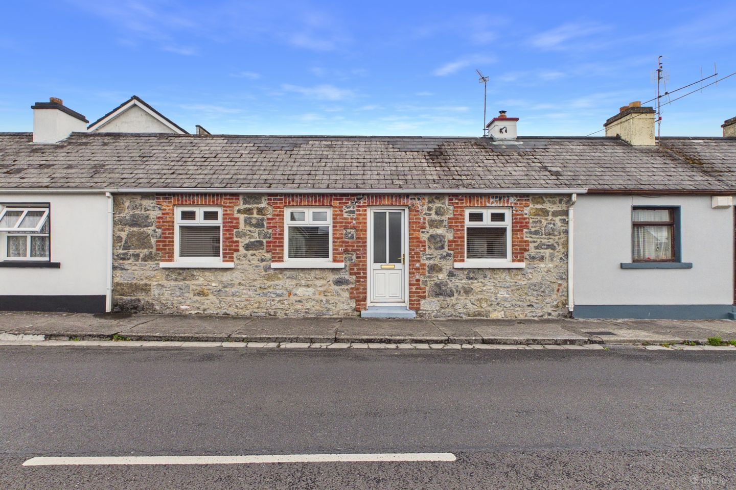 Stone Cottage, Old Galway Road, Loughrea, Co. Galway, H62FD99 — photo 1