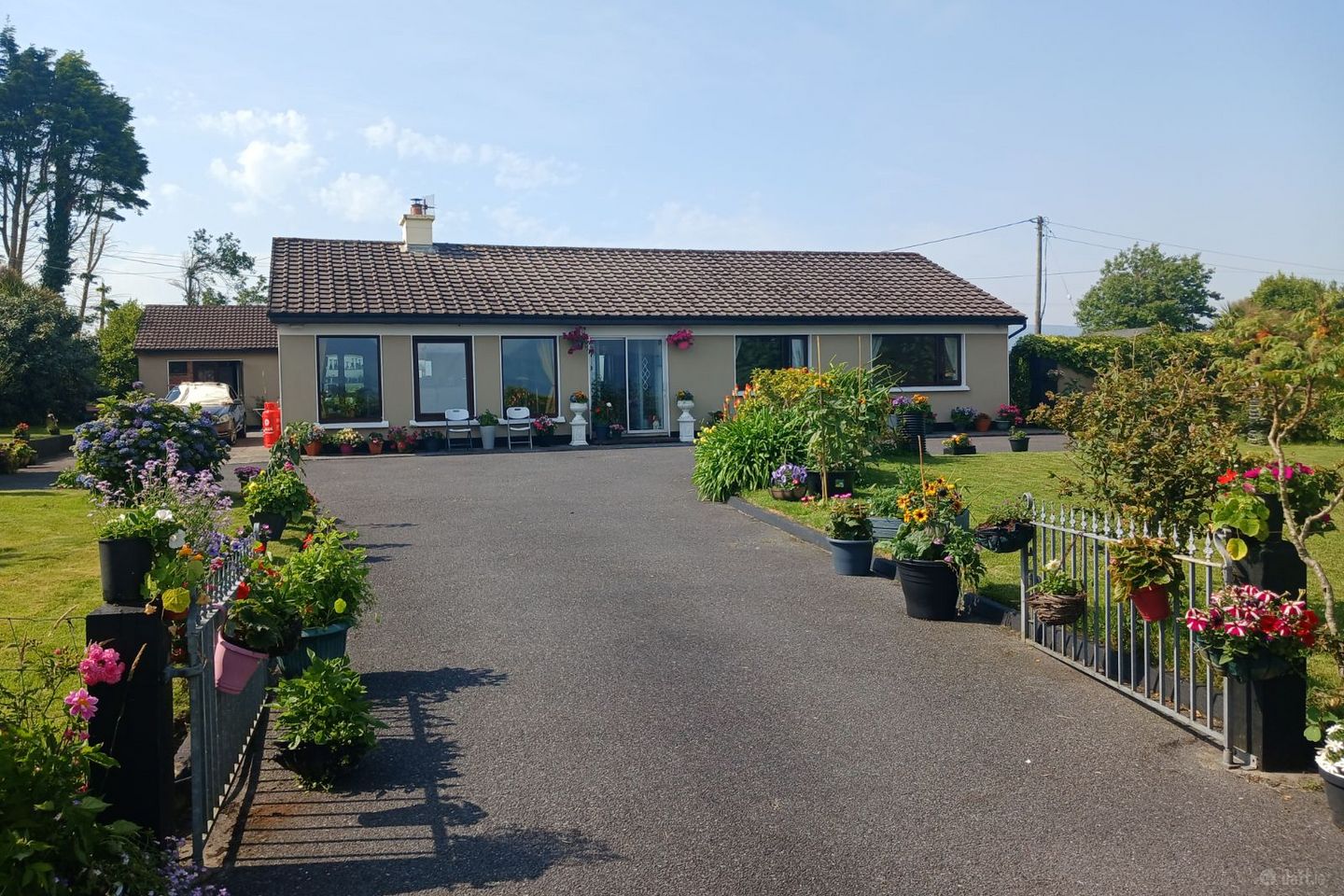 Hillgrove House, Laharn, Killorglin, Co. Kerry, V93R260 — photo 1