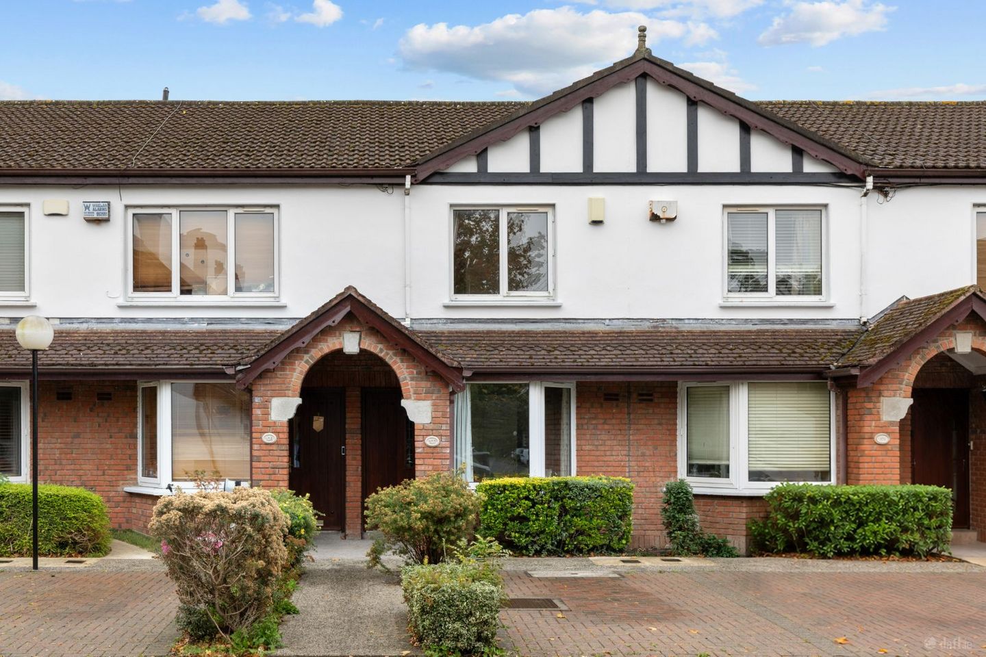 107 White Oaks, Roebuck Road, Clonskeagh, Dublin 14, D14C920 — photo 1