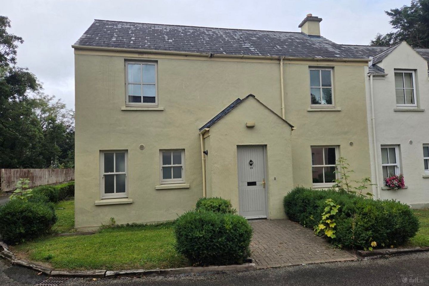 13 Bunratty Castle Gardens, Bunratty, Hurlers Cross, Co. Clare, V95KC86 — photo 1