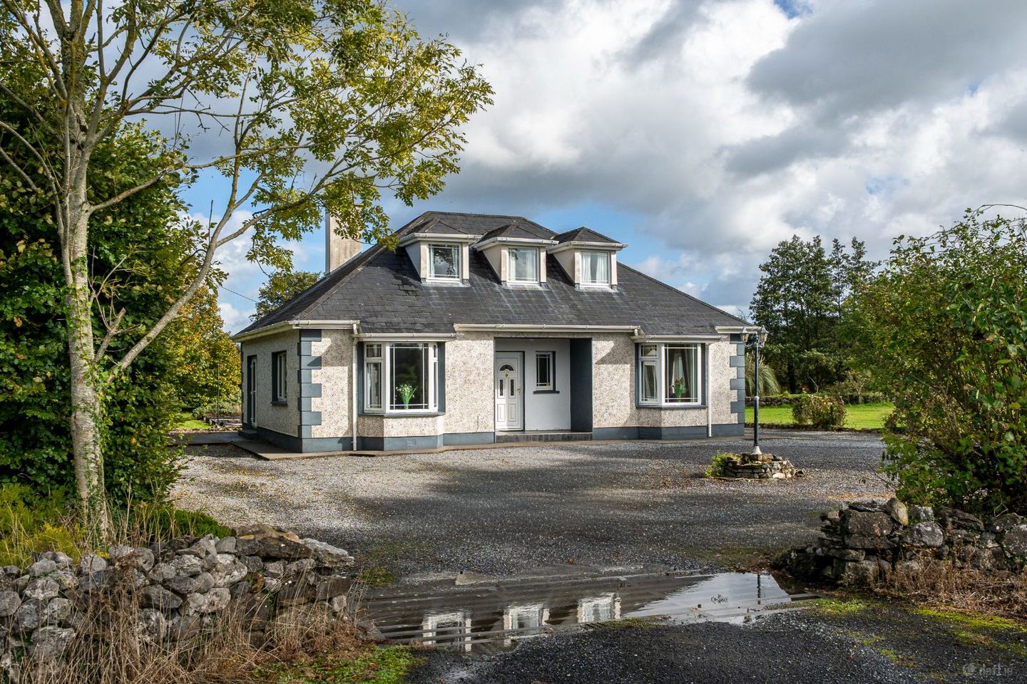 The Avenue, Ballyclare, Ferbane, Co. Offaly, R42VE40 — photo 1