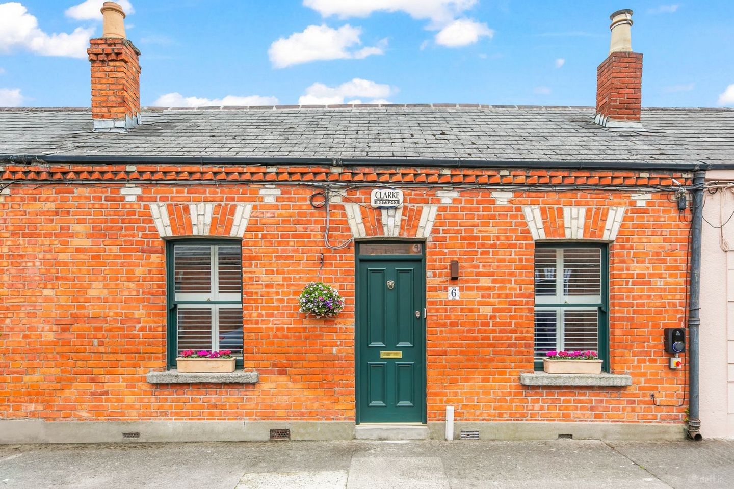 6 Oakfield Place, Portobello, Dublin 8, D08K2C5 — photo 1
